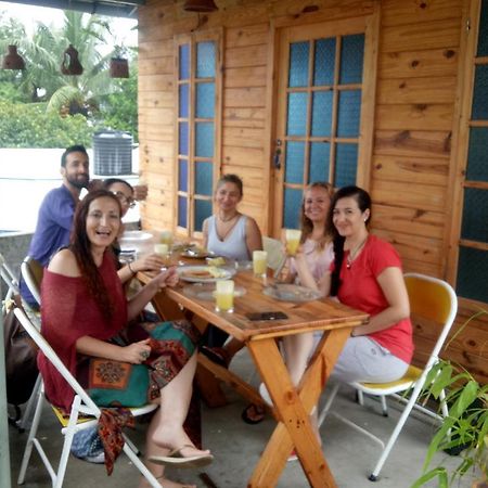 Niya Nest Homestay Kochi Luaran gambar