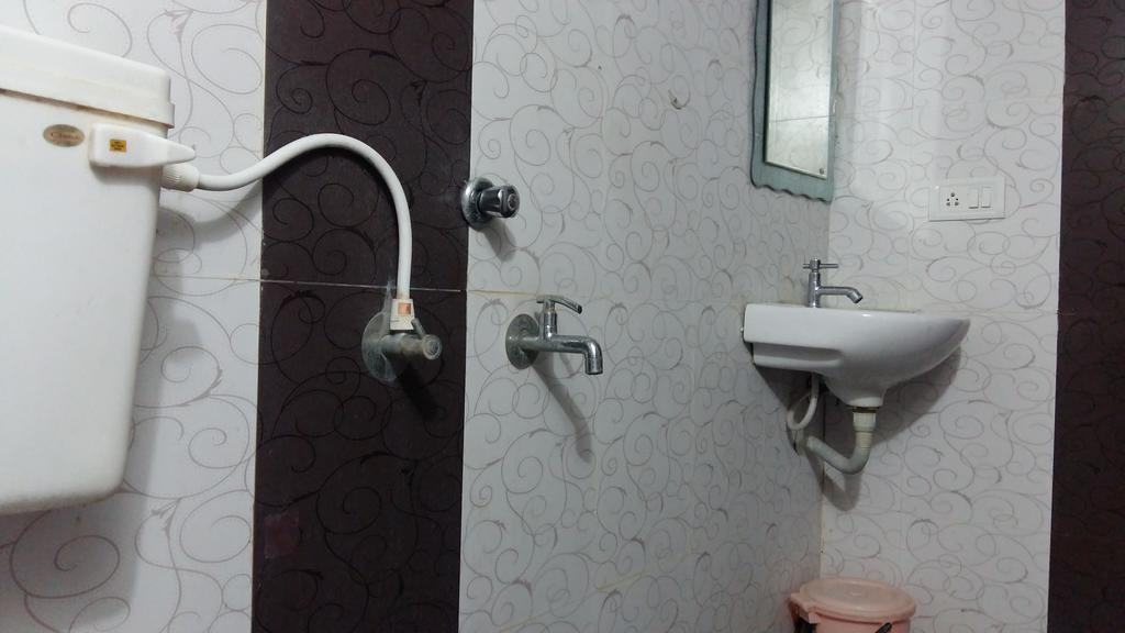 Niya Nest Homestay Kochi Luaran gambar