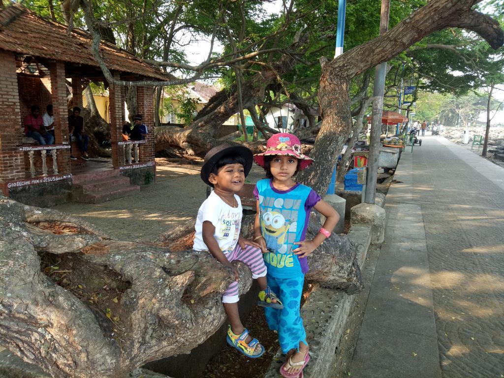 Niya Nest Homestay Kochi Luaran gambar