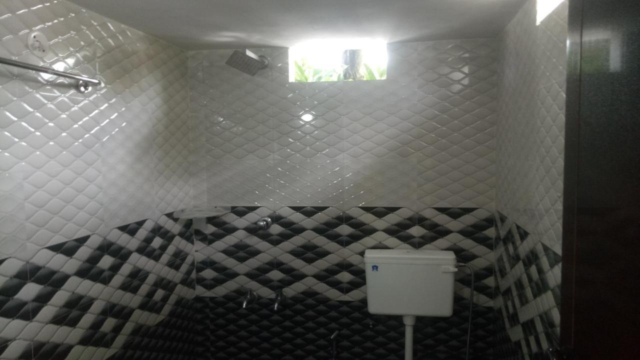 Niya Nest Homestay Kochi Luaran gambar